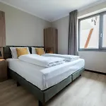 Aparthotel Weitblick 4*