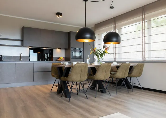 Aparthotel Weitblick 4*